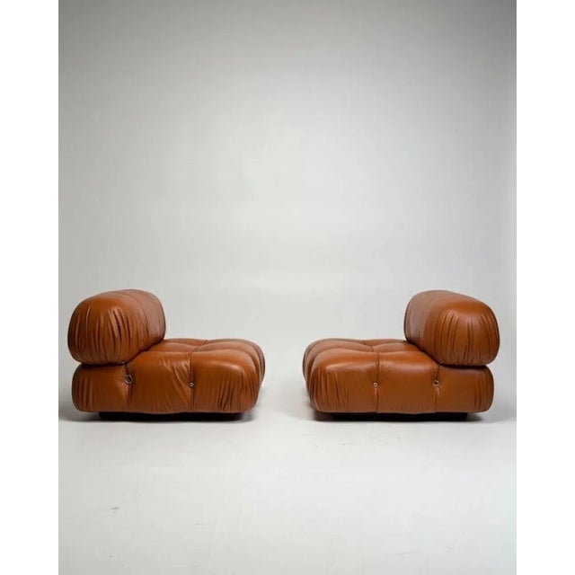 Dimensions: H 65 x W 96 x D 96 cm Color: Brown Material: Leather Style: Design: Mario Bellini B&B Italia “Camaleonda”...