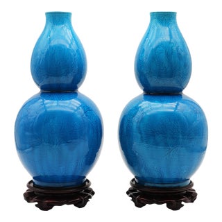 1900s Set of Two Large Chinese Blue Gourd Vases, Porcelain For Sale
