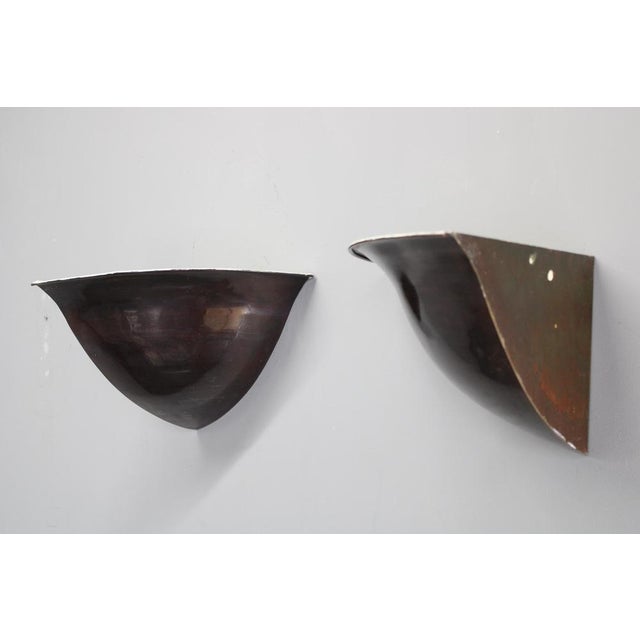 Art Deco Corner Wall Sconces in Patinated Copper, 1930s, Set of 2 For Sale - Image 4 of 12