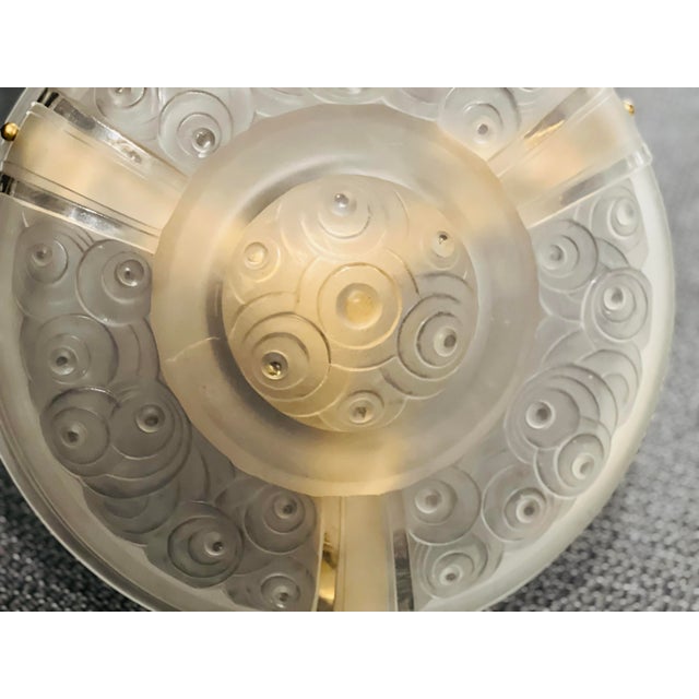 1930s Signed Sabino France Art Deco Frosted Glass Plafonnier Chandelier – Sculptural 3-Light Pendant For Sale In Los Angeles - Image 6 of 10