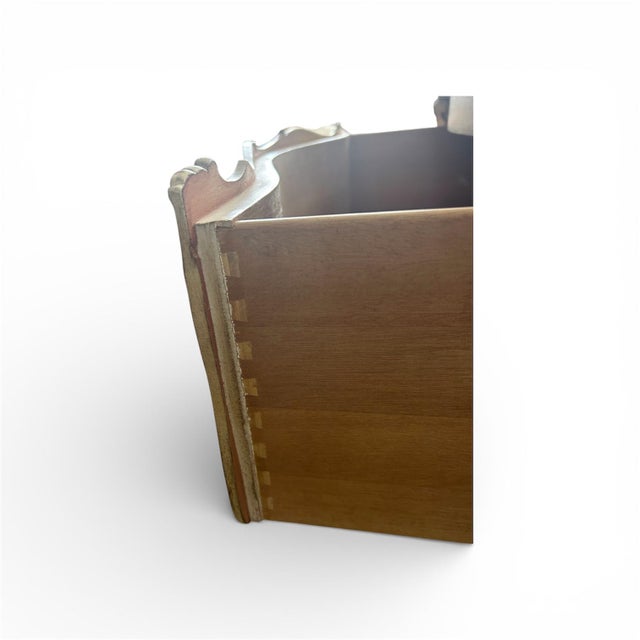 Attributed to Oscar De La Renta for Century Furniture Two-Drawer Bombe Chest For Sale In Miami - Image 6 of 11