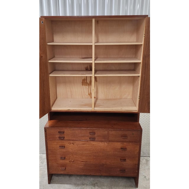 Wood Fine Mid Century Danish Modern Hans Wegner for Ry Mobler Teak 2 Part Wall Cabinet, 1950s For Sale - Image 7 of 12