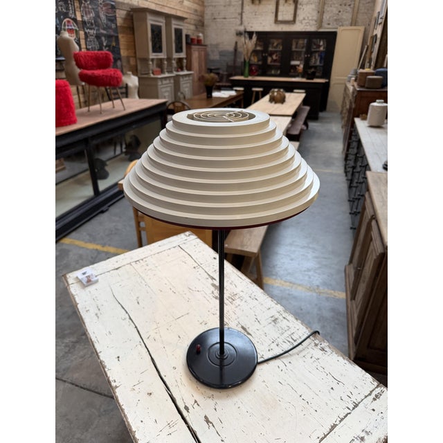 This 1980s table lamp is in good overall condition and works properly. I have official proof of authenticity such as...