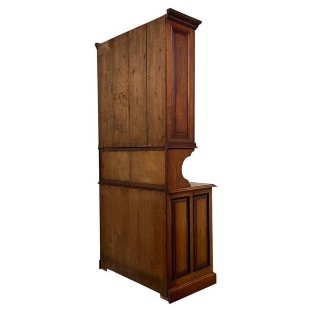 20th Century Edwardian English Walnut Bookcase with Bevelled Mirror, 1890s For Sale - Image 9 of 13