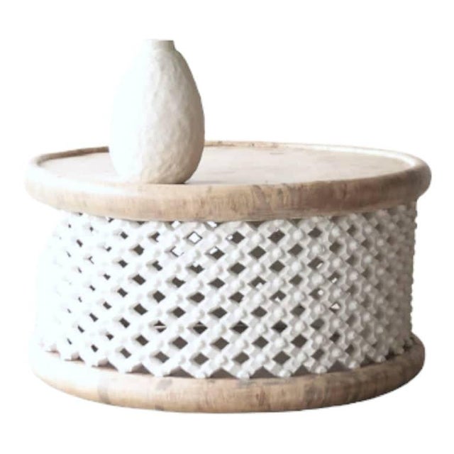 African African Hand Curve Bamileke Coffee Table Bedside Décor. For Sale - Image 3 of 4