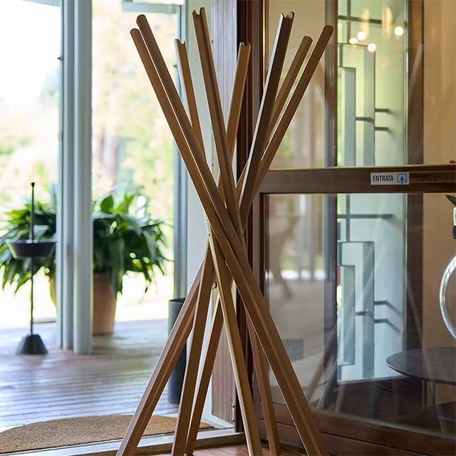 This coat hanger has now become an icon of Italian design, awarded the Compasso d'Oro in 1979 and numerous other awards....