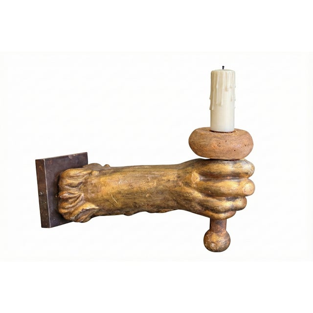 17th-C. French Baroque Lion’s Carved Giltwood Lion’s Paw Sconces - Pair For Sale In Atlanta - Image 6 of 6