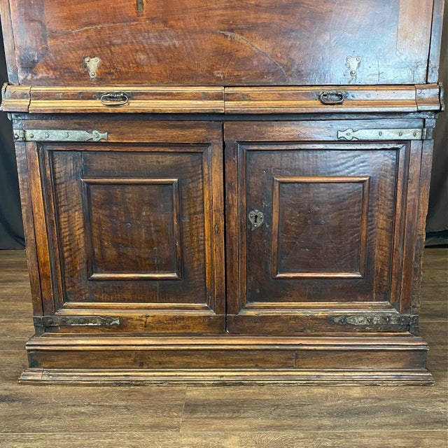 18th C Spanish Baroque Walnut Bargueno or Fall Front Writing Desk For Sale In Portland, ME - Image 6 of 18