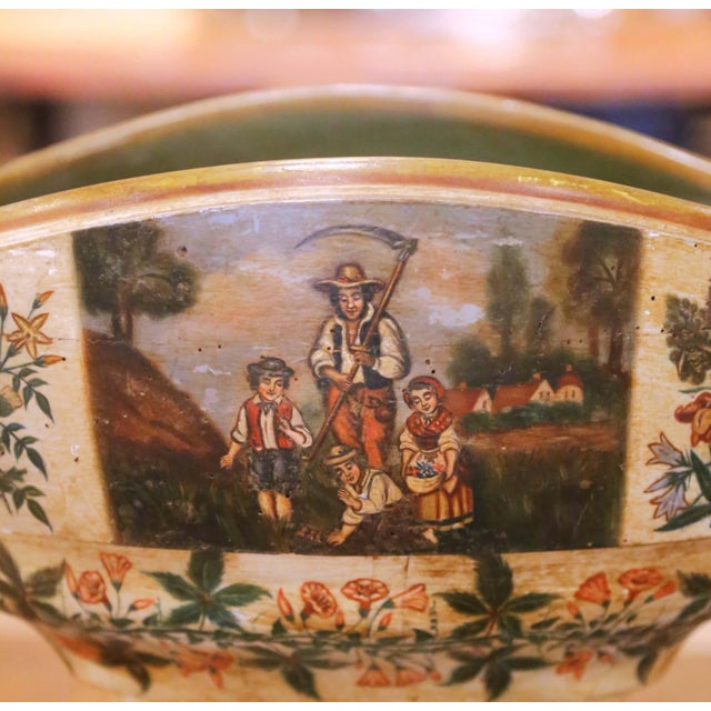 Cream 19th Century Italian Hand-Painted Carved Wood Pedestal Centerpiece Bowl For Sale - Image 8 of 11