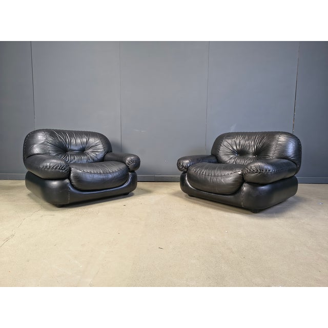 Black Leather Lounge Chairs by Sapporo for Mobil Girgi, 1970s, Set of 2 For Sale - Image 10 of 10
