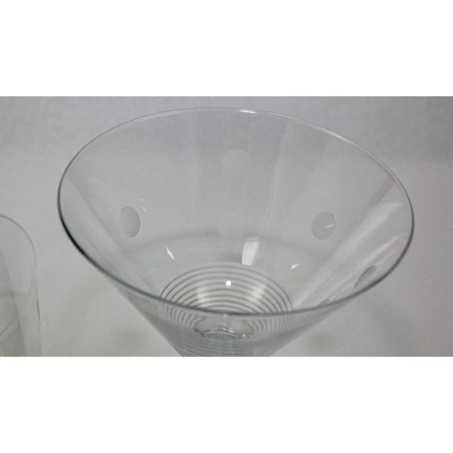Late 20th Century Royal Doulton Martini Crystal Etched Glasses Set of 2 Vintage Cocktail Barware For Sale - Image 5 of 12