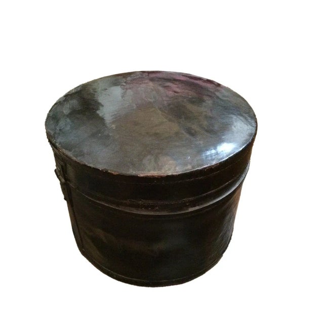 French Country Mid 19th Century Hat Container with Latch For Sale - Image 3 of 5