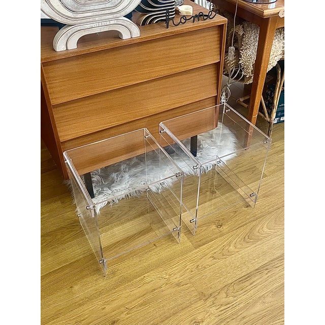 Plastic Acrylic Glass Bedside Tables by Michel Dumas for Roche Bobois, 1970s, Set of 2 For Sale - Image 7 of 7