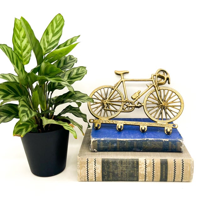 Mid-Century Modern Vintage Brass Bicycle Wall Hook Rack – Sports Motif Bike Key Holder For Sale - Image 3 of 10
