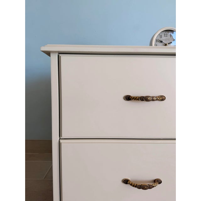 Mid 20th Century Mid 20th Century MCM American of Martinsville Nightstands – Fully Refinished Vintage Pair For Sale - Image 5 of 9