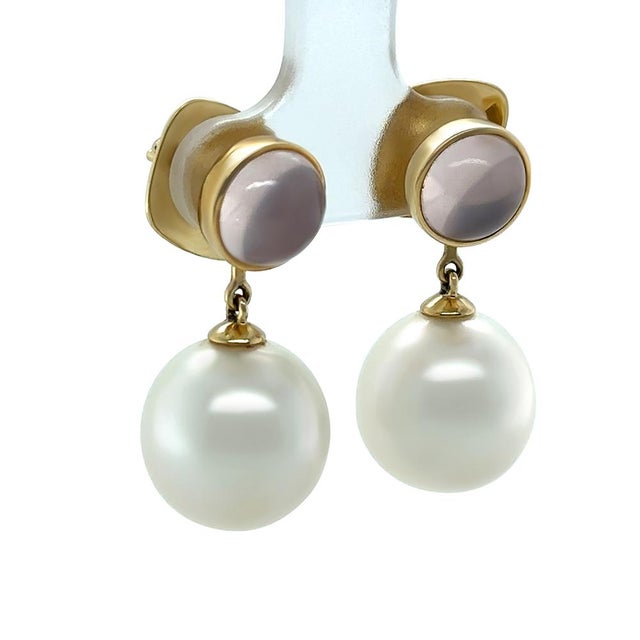 Contemporary Paspaley 18ct Yellow Gold Muse Pearl, Rose Quartz & Diamond Earrings 0.64ct 15.27g, A Pair For Sale - Image 3 of 10