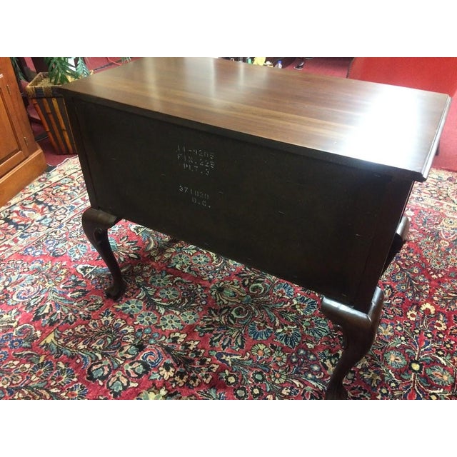 Queen Anne Ethan Allen Lowboy Chest For Sale - Image 3 of 9