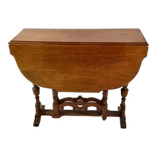 1920s Antique Jacobean Arts & Crafts Drop Leaf Gate Leg Maple Dining Table. For Sale