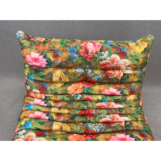 Togo Settee from Ligne Roset, 1989, in Very Good conditions. Designed 1960 to 1969 This piece has an attribution mark, I...