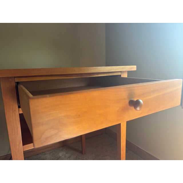 American Vintage Harden Solid Cherry One-Drawer Side Table For Sale - Image 3 of 7
