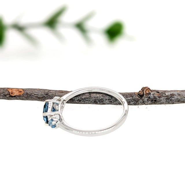 2020s Dainty East West London Blue Topaz Ring W Blue Diamond Accents in 14k White Gold, Size 6.75 For Sale - Image 5 of 6