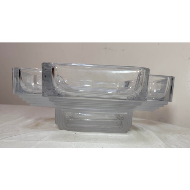 Daum Large Daum Art Deco Clear and Frosted Crystal Centerpiece Bowl Sculpture MCM For Sale - Image 4 of 17