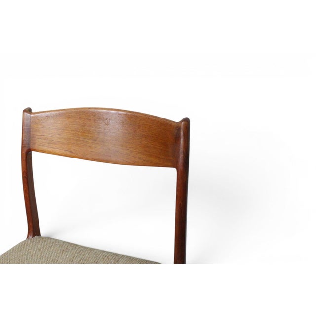 A complete set of six 1960s Danish teak dining chairs by Glyngøre Stølefabrik, one of Denmark's finest craft chair makers....