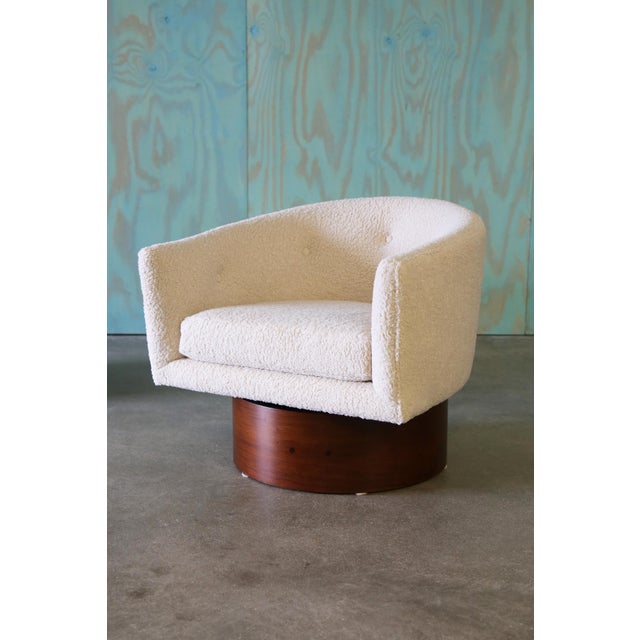 Tan 1960s Milo Baughman for Thayer Coggin Rosewood and Heavy Boucle Swivel Chairs For Sale - Image 8 of 14