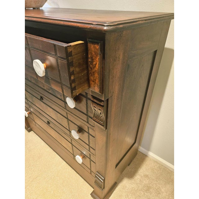 Late Victorian Eastlake Walnut Dresser/Chest of Drawers/Hutch (C1880–1890) For Sale In Seattle - Image 6 of 16