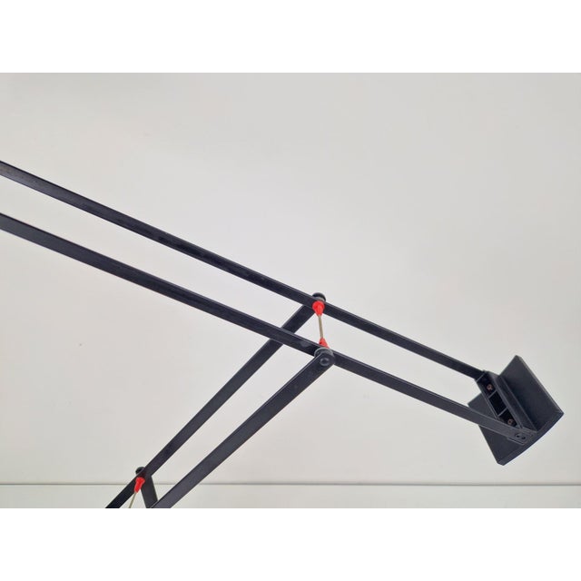 Tizio Table Lamp by Richard Sapper for Artemide, 1970s For Sale - Image 11 of 15