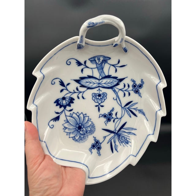 Meissen Blue Onion Leaf Dish Vintage Collectible For Sale - Image 12 of 12