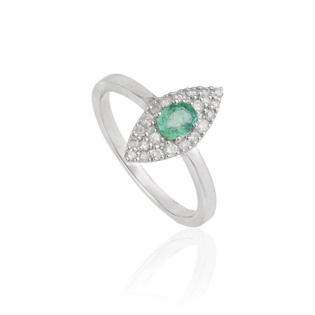 Metal Oval Cut Emerald & Diamond Pavé Cocktail Ring in 925 Sterling Silver, Size 7.5 For Sale - Image 7 of 15