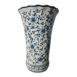 20th Century Chinese Bao Xiang Hua Crackle Vase