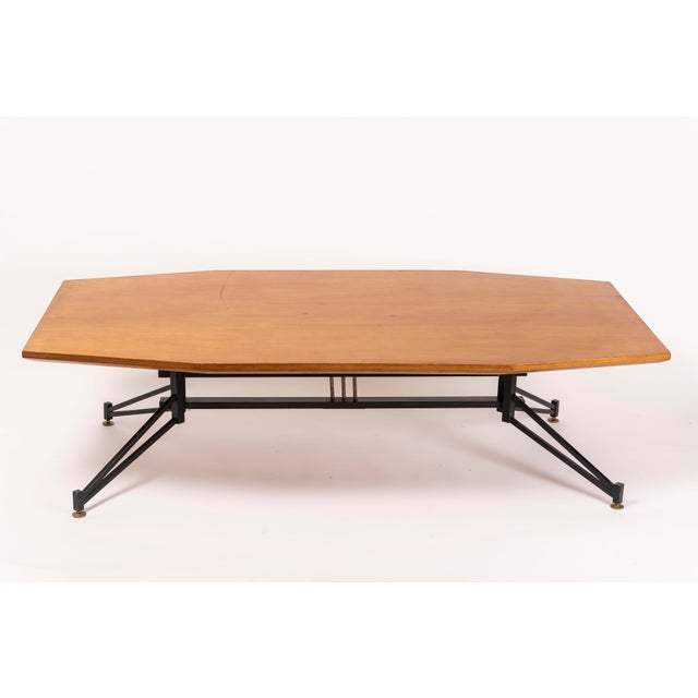 Vintage Italian Coffee Table in the style of Osvaldo Borsani, 1950 For Sale - Image 4 of 10