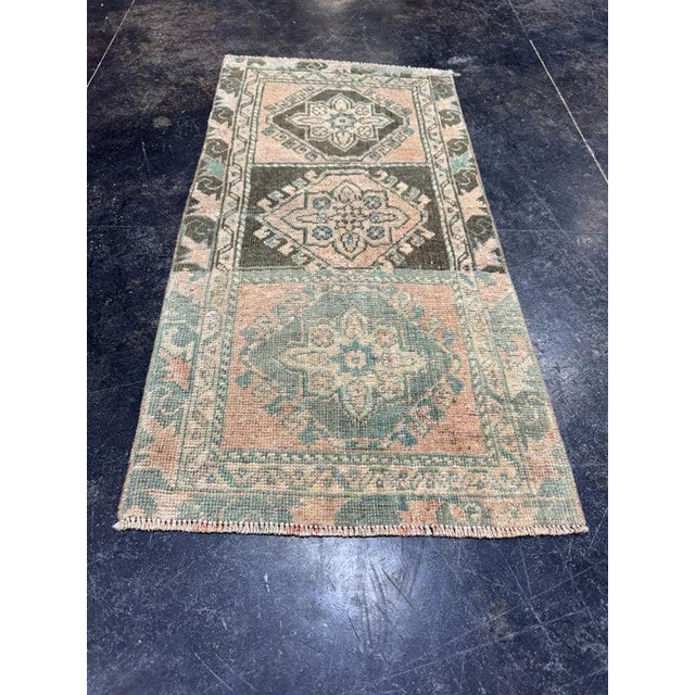 Turkish Yastik Rug 1'6" x 3'1" For Sale - Image 4 of 5