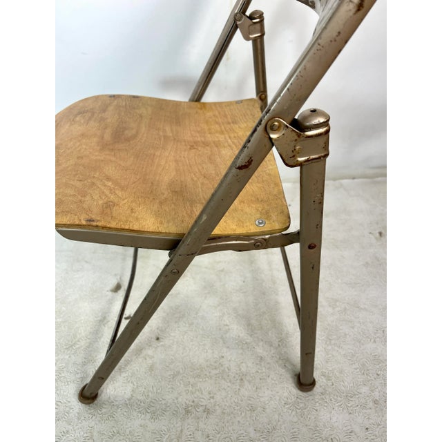 1950s Mid Century American Seating Metal Folding Chair Curved Plywood Seat For Sale - Image 5 of 13