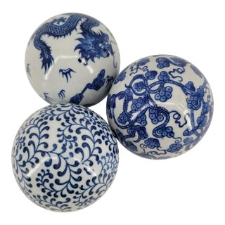 Vintage Chinoiserie Blue & White Porcelain Decorative Orbs, Set of 3 For Sale