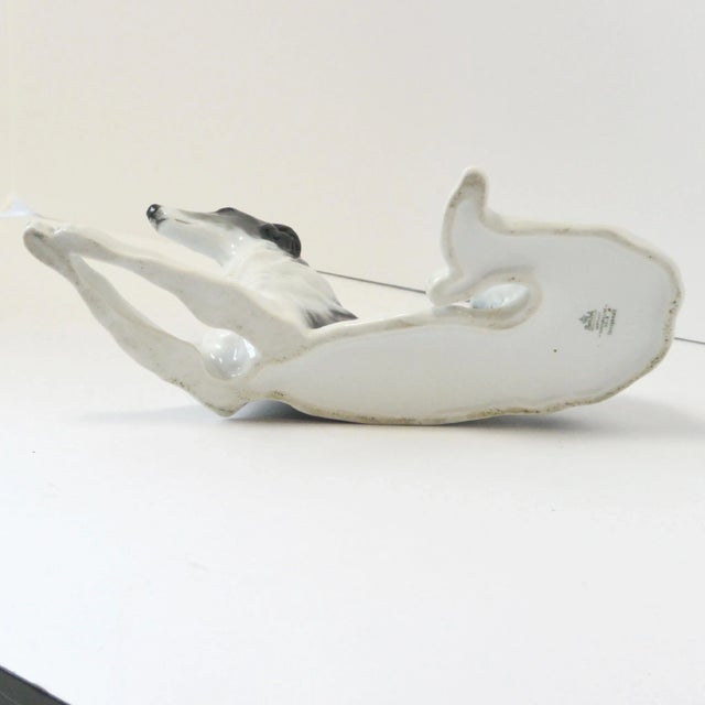 White Vintage Rosenthal Bavaria Porcelain Borzoi Figurine by Fritz Heidenreich – Large Reclining Russian Wolfhound, C. 1940s For Sale - Image 8 of 9