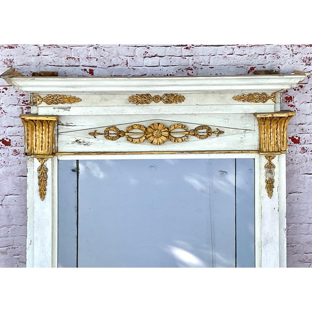 19th Century French Neoclassical White Painted and Parcel Gilt Pier Mirrors - A Pair For Sale - Image 5 of 12