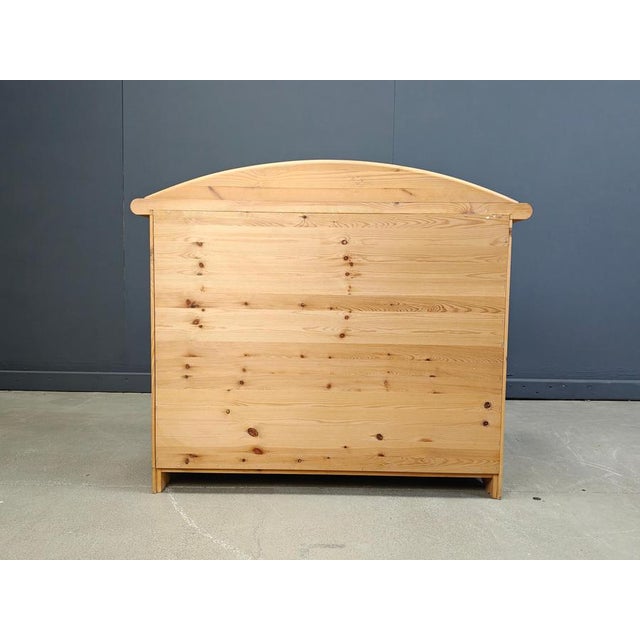 Beautifully crafted with the use of fine pine wood, this chest of drawers has been beautifully shaped and offers plenty of...