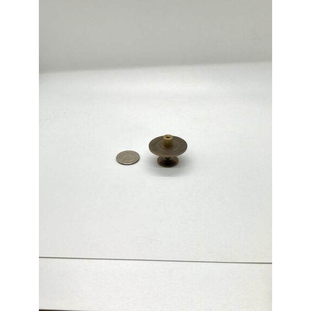 Mid-Century Modern Hickory Chair Mod Knob Antique Brass For Sale - Image 3 of 5