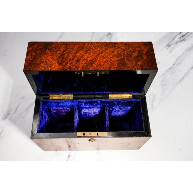 Stunning 19th Century Antique Victorian English Burl Wood 3-Decanter Box With Bramah Lock & Cut Crystal Decanter Luxury Home Decor Barware For Sale - Image 4 of 18
