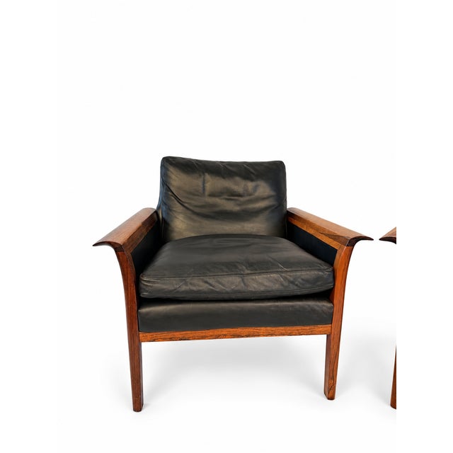 Mid-Century Modern 1960s Attributed to Hans Olson Rosewood and Black Leather Lounge Chairs - Pair For Sale - Image 3 of 11