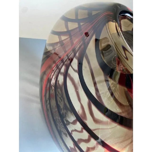 Abstract Vase in Fumè Murano Glass and Red Reeds by Simoeng For Sale - Image 3 of 7