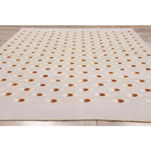 Vintage Indian Dhurrie Rug, 05'00 X 08'08 For Sale - Image 9 of 10