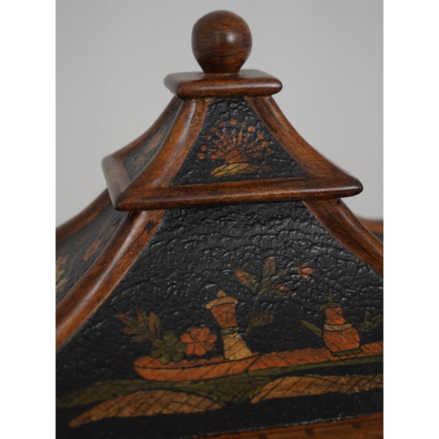 Chinoiserie Decorated Pagoda Chinese Chippendale Curio Shelf For Sale - Image 10 of 18