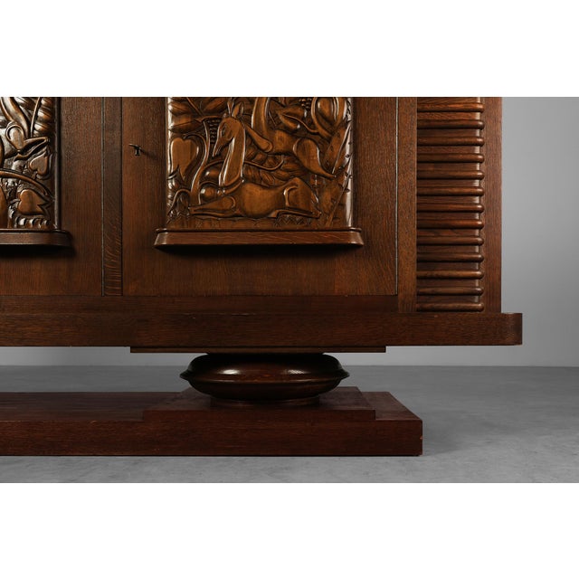 Art Deco French Oak Sideboard from Jacques Klein, 1925 For Sale - Image 17 of 18