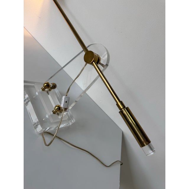 1980’s Vintage Bauer Lucite and Brass Adjustable Desk Lamp For Sale - Image 11 of 12