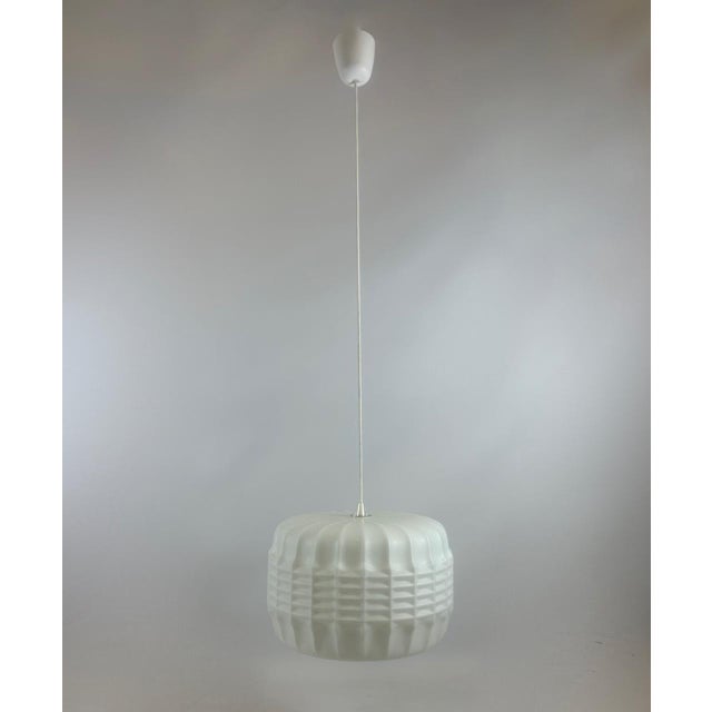 The lamp has a new cable, socket and ceiling box. The cable is braided, it can be adjusted to any length up to 150 cm. The...