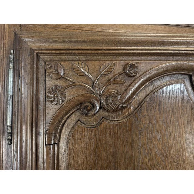 Louis XV Style Wardrobe in Oak For Sale - Image 5 of 7